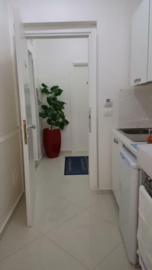 サレルノ Al Porticciolo Bed & Breakfast エクステリア 写真