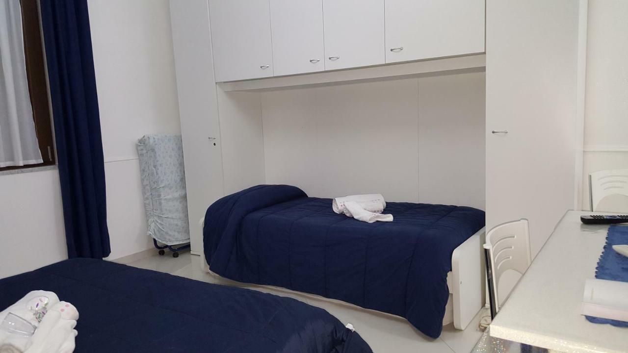 サレルノ Al Porticciolo Bed & Breakfast エクステリア 写真