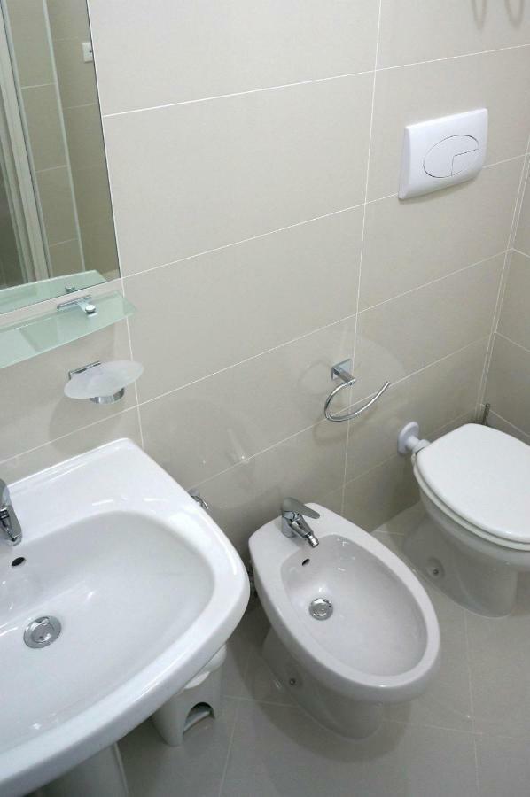 サレルノ Al Porticciolo Bed & Breakfast エクステリア 写真