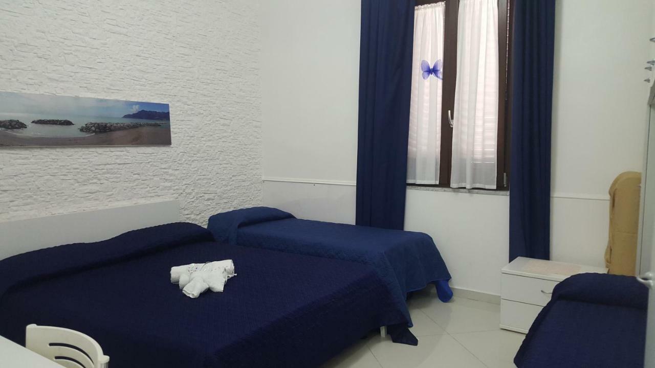 サレルノ Al Porticciolo Bed & Breakfast エクステリア 写真