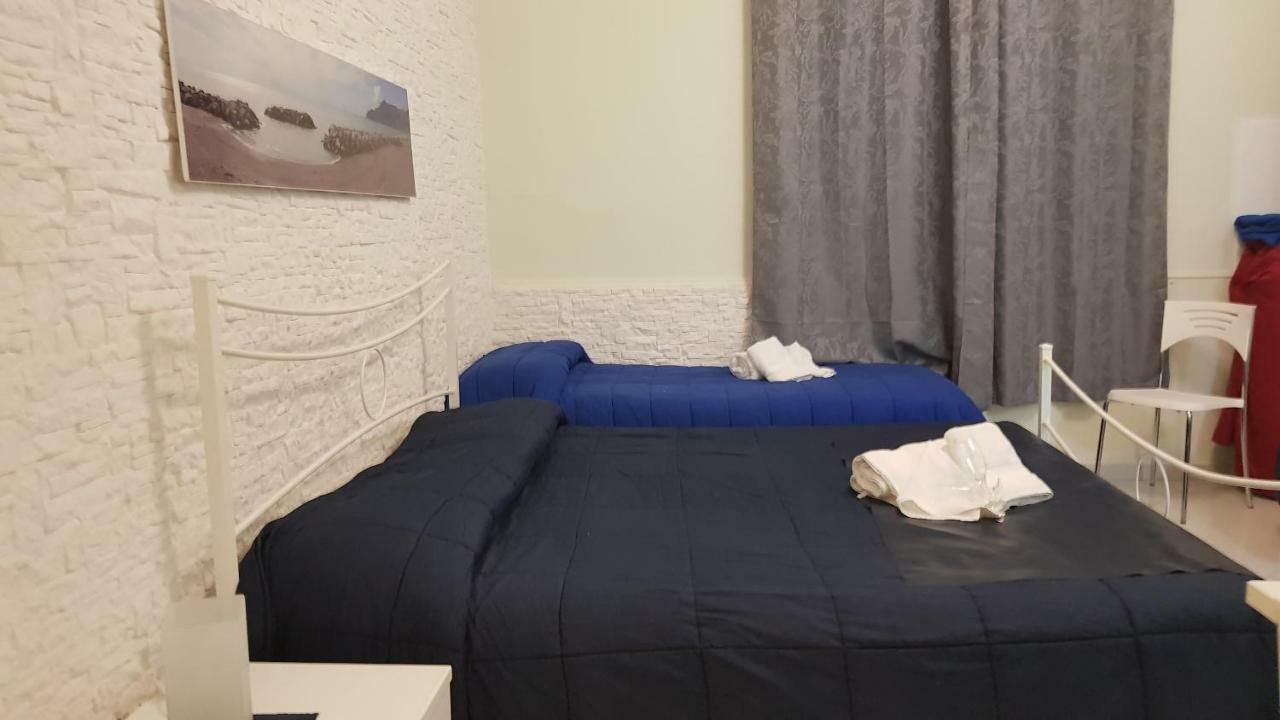 サレルノ Al Porticciolo Bed & Breakfast エクステリア 写真
