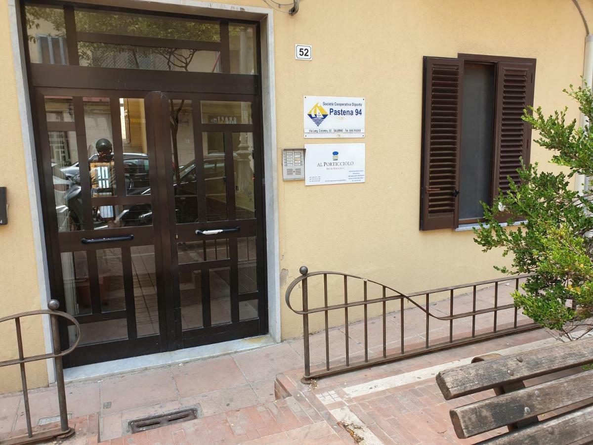 サレルノ Al Porticciolo Bed & Breakfast エクステリア 写真