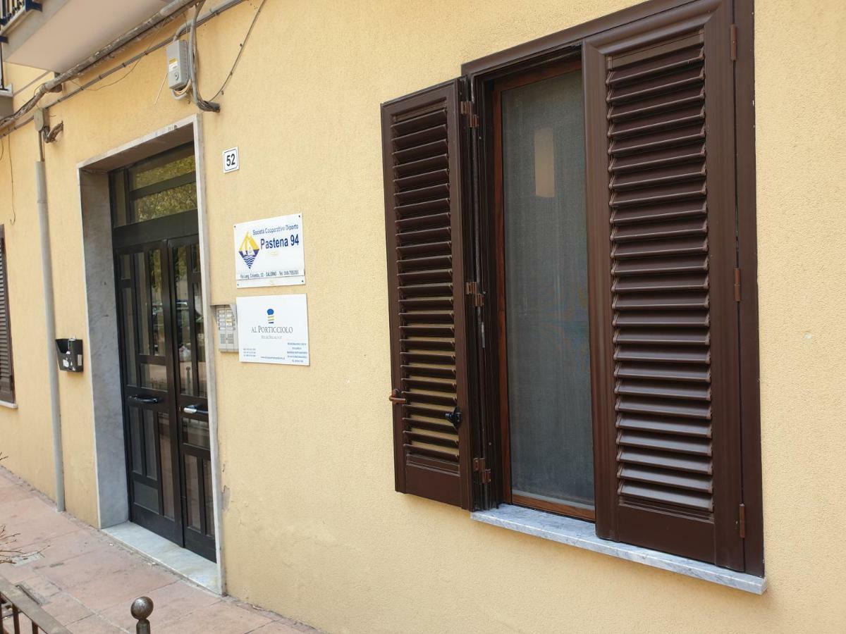 サレルノ Al Porticciolo Bed & Breakfast エクステリア 写真